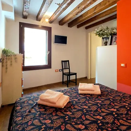 Barbera-biennale * Venetië