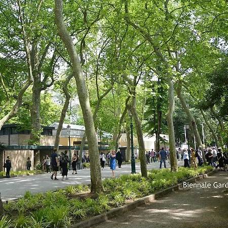 Barbera-biennale 威尼斯